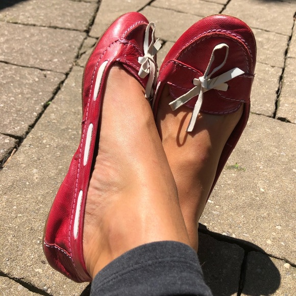 Red Italian Leather Flats - Picture 4 of 6